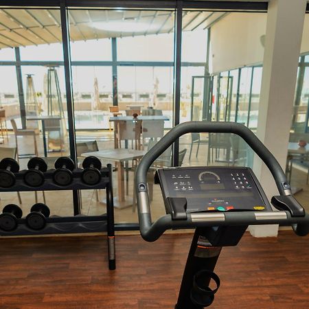 Radisson Hotel Sfax Exterior foto The gym at the hotel