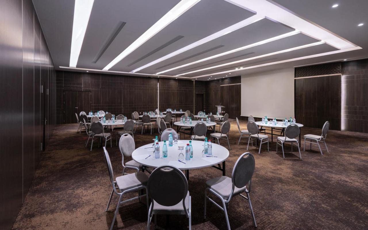 Radisson Hotel Sfax Exterior foto Meeting room