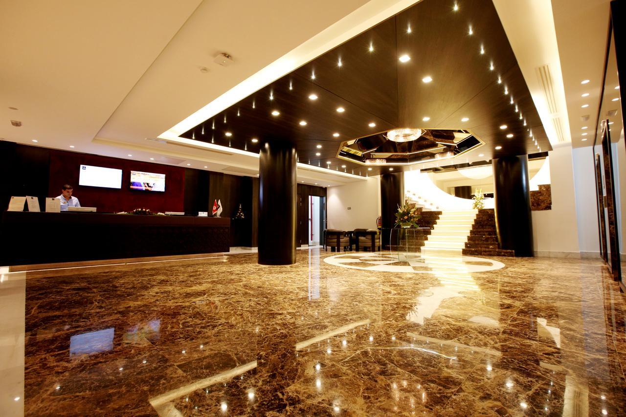 Radisson Hotel Sfax Exterior foto Lobby