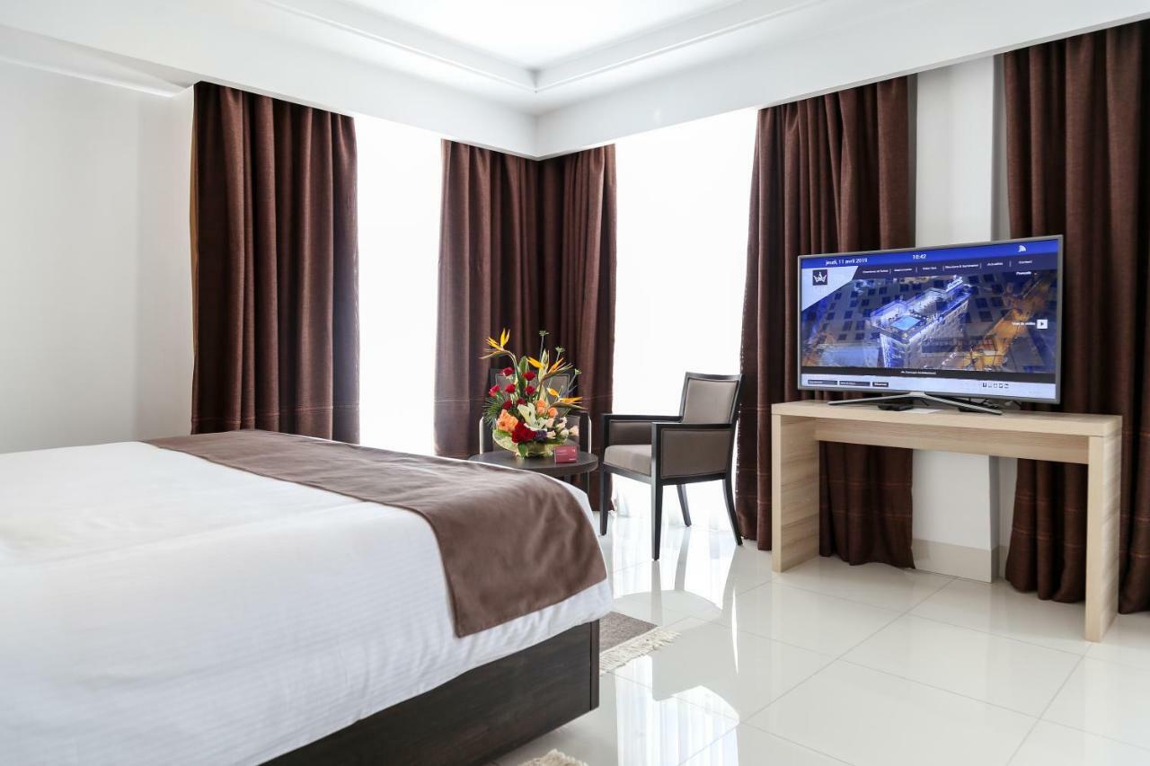 Radisson Hotel Sfax Exterior foto Deluxe Room